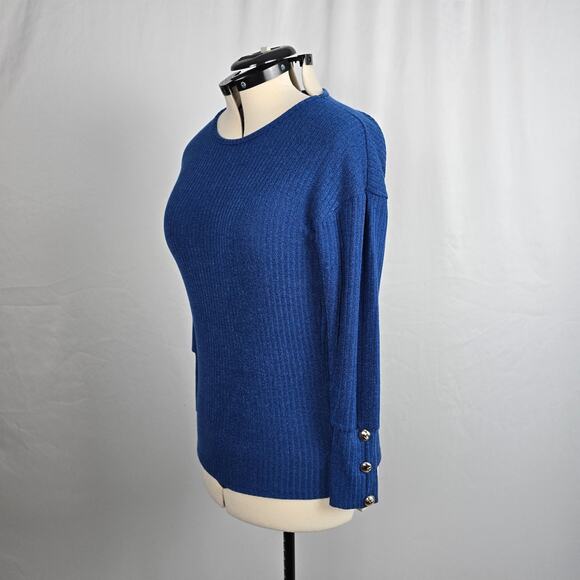 Unbranded Blue Sweater Women's Medium Button Accent Round Neckline NWOT - Picture 3 of 15